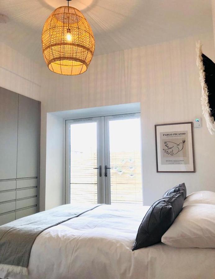 See Our Amazing Score At The Kepties - 5 X Luxurious Serviced Apartments - With Gardens - Fully Equipped - Free Parking - By Orion Short Stays - See Our Other Individual Listings --- This Is For Brand Awareness Only --- Arbroath Eksteriør billede
