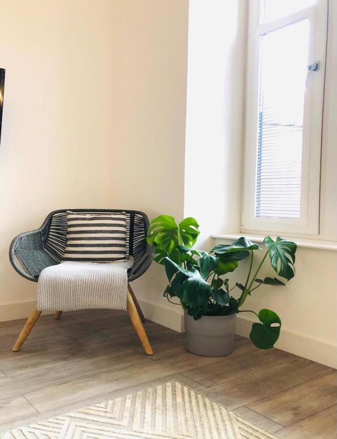 See Our Amazing Score At The Kepties - 5 X Luxurious Serviced Apartments - With Gardens - Fully Equipped - Free Parking - By Orion Short Stays - See Our Other Individual Listings --- This Is For Brand Awareness Only --- Arbroath Eksteriør billede