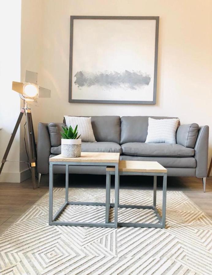 See Our Amazing Score At The Kepties - 5 X Luxurious Serviced Apartments - With Gardens - Fully Equipped - Free Parking - By Orion Short Stays - See Our Other Individual Listings --- This Is For Brand Awareness Only --- Arbroath Eksteriør billede